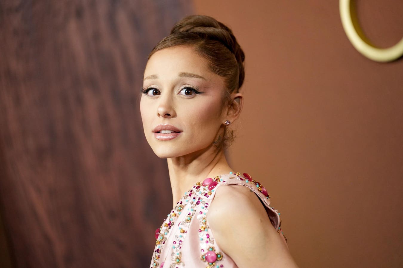 Ariana Grande passerer Olivia Rodrigos globale rekord