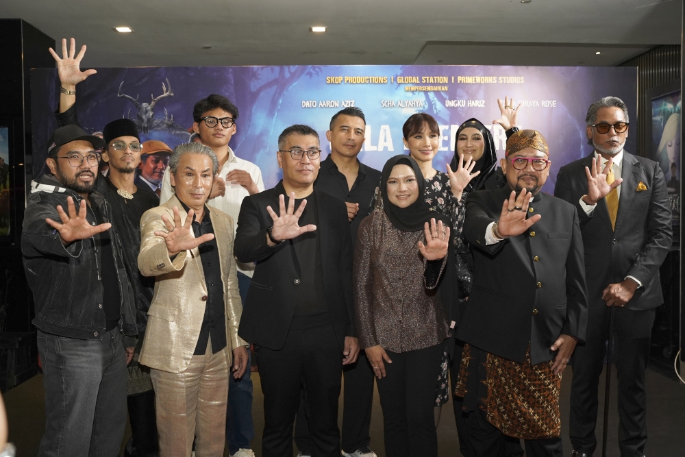Den malaysiske komediefilm '5 Bomoh' kommer i biograferne med stjernebesat cast, budskab mod overtro (VIDEO)