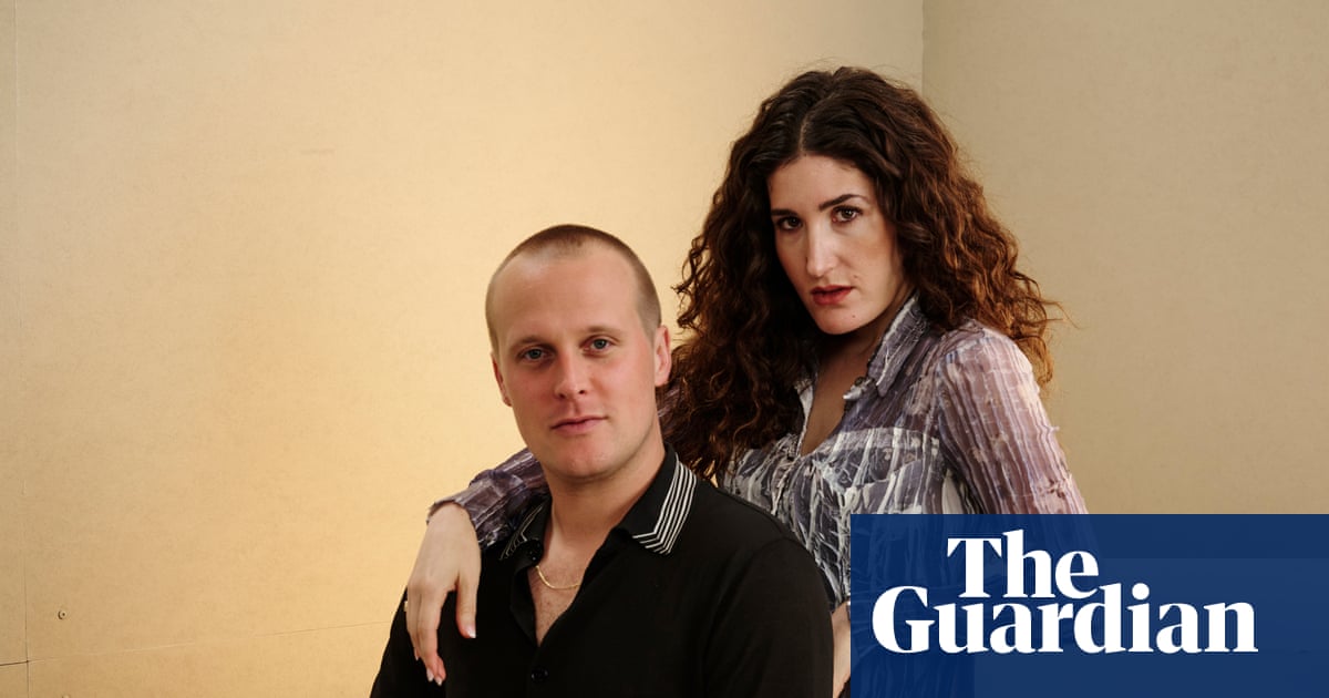 'Det går så hårdt i begge retninger': John Early og Kate Berlant om at få dig til at grine og græde i ny influencer-satire | Komedie film