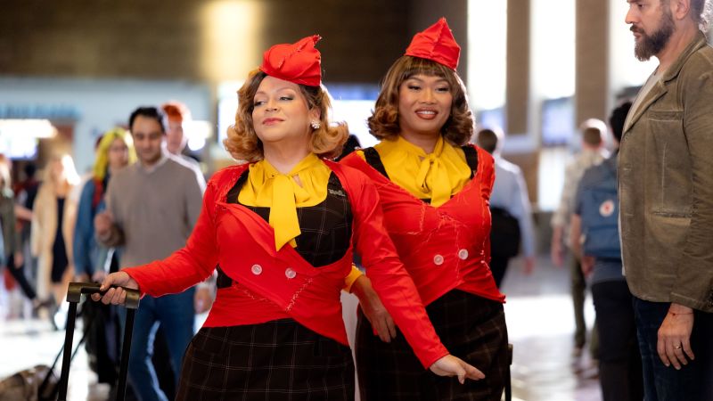 Drag queens gør noget radikalt i RuPauls nye film: traditionel fjollet komedie