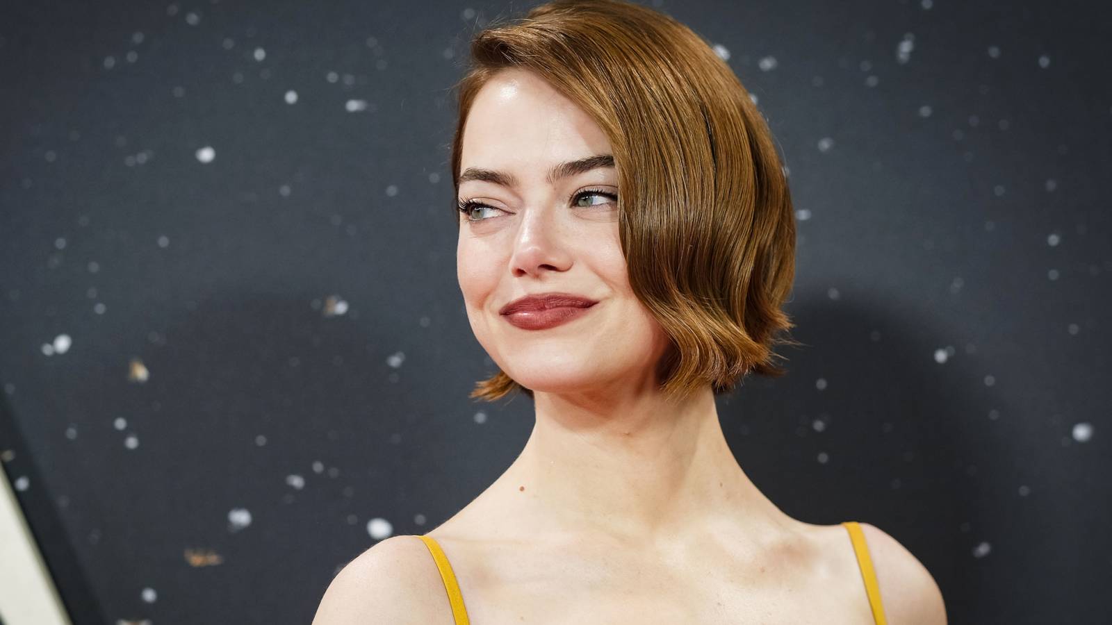 Emma Stones 142-minutters R-rated Sci-Fi Reimagining ankommer endelig på Netflix