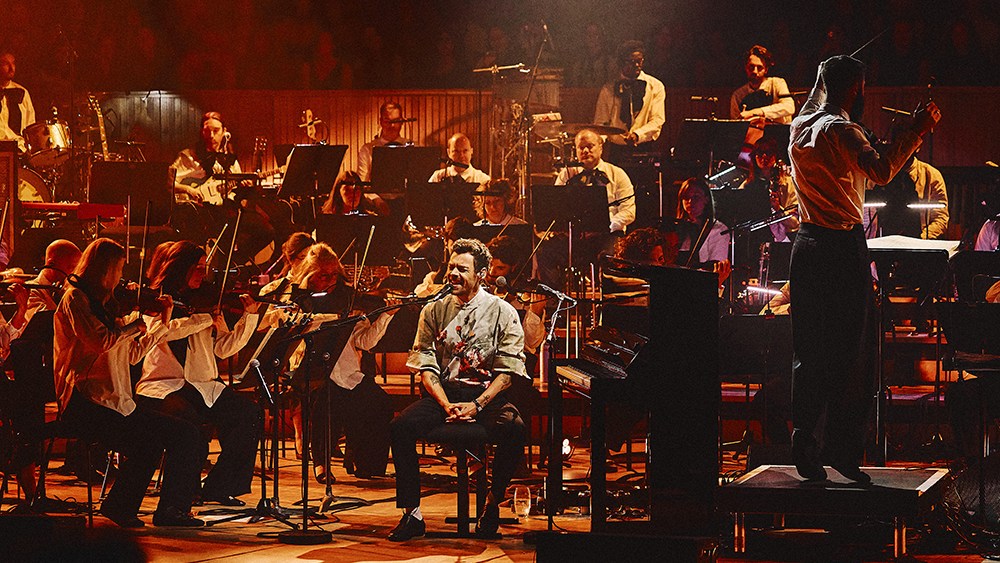 Harry Styles chokerer med orkestershow ved London Meltdown Fest: Anmeldelse