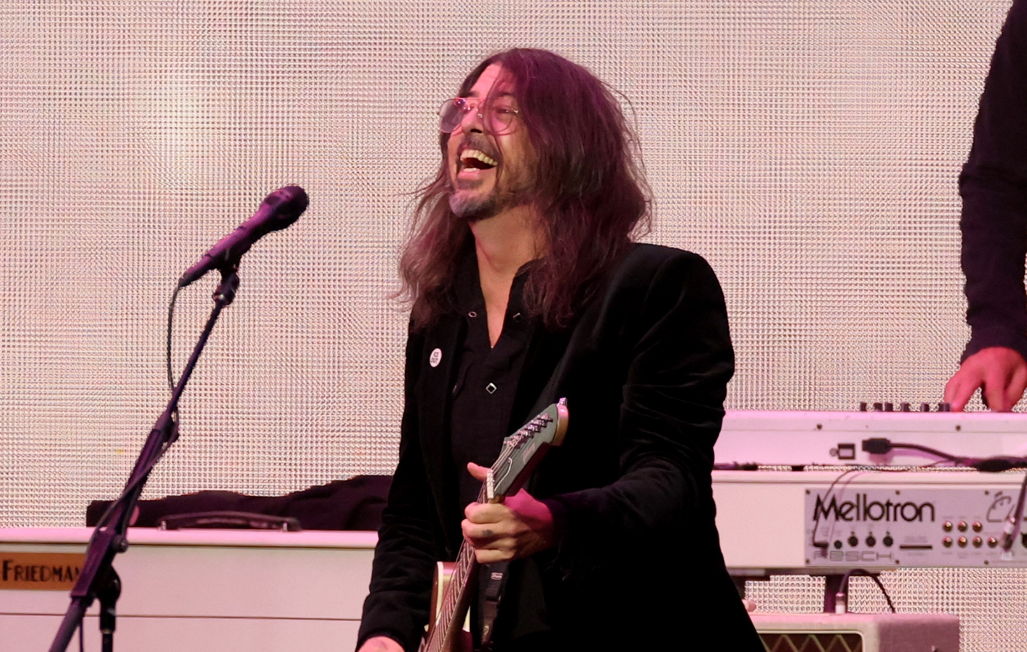 Her er, hvad Foo Fighters spillede, da de startede europæisk turné i 2026 – bragte 'Marigold' tilbage og skiftede instrumenter