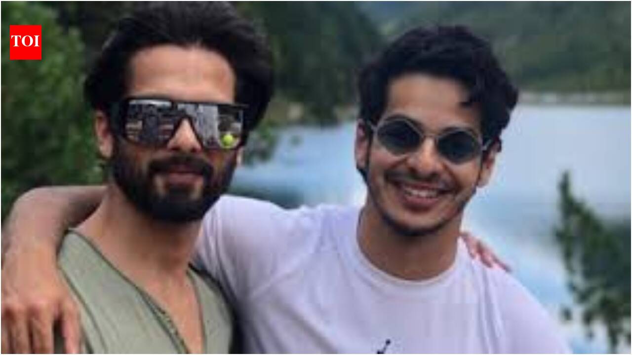 Ishaan Khatter: 'Han har skiftet mine bleer, så ethvert skænderi ender med: 'Jeg er ældre end dig': Ishaan Khatter åbner op om sin 15-årige aldersforskel med 'Cocktail 2'-stjernen Shahid Kapoor | Hindi film nyheder