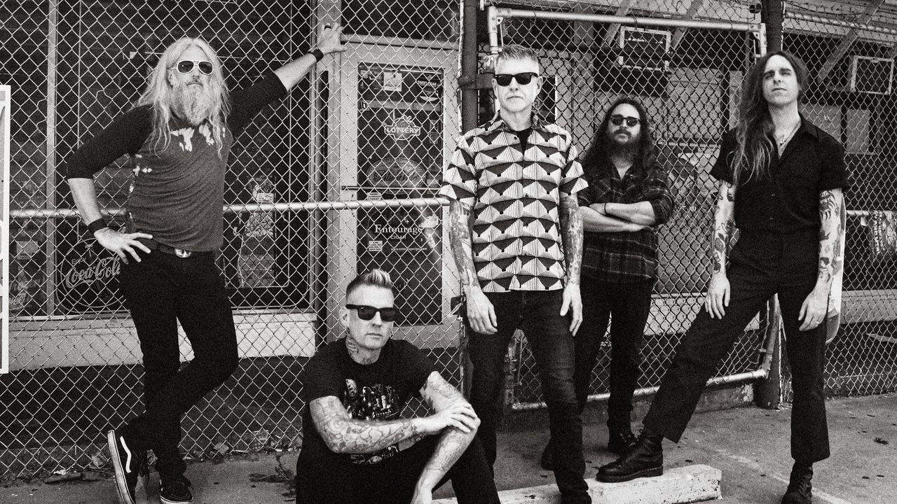 Mastodont ærer Brent Hinds i første sang siden den sene frontmands død