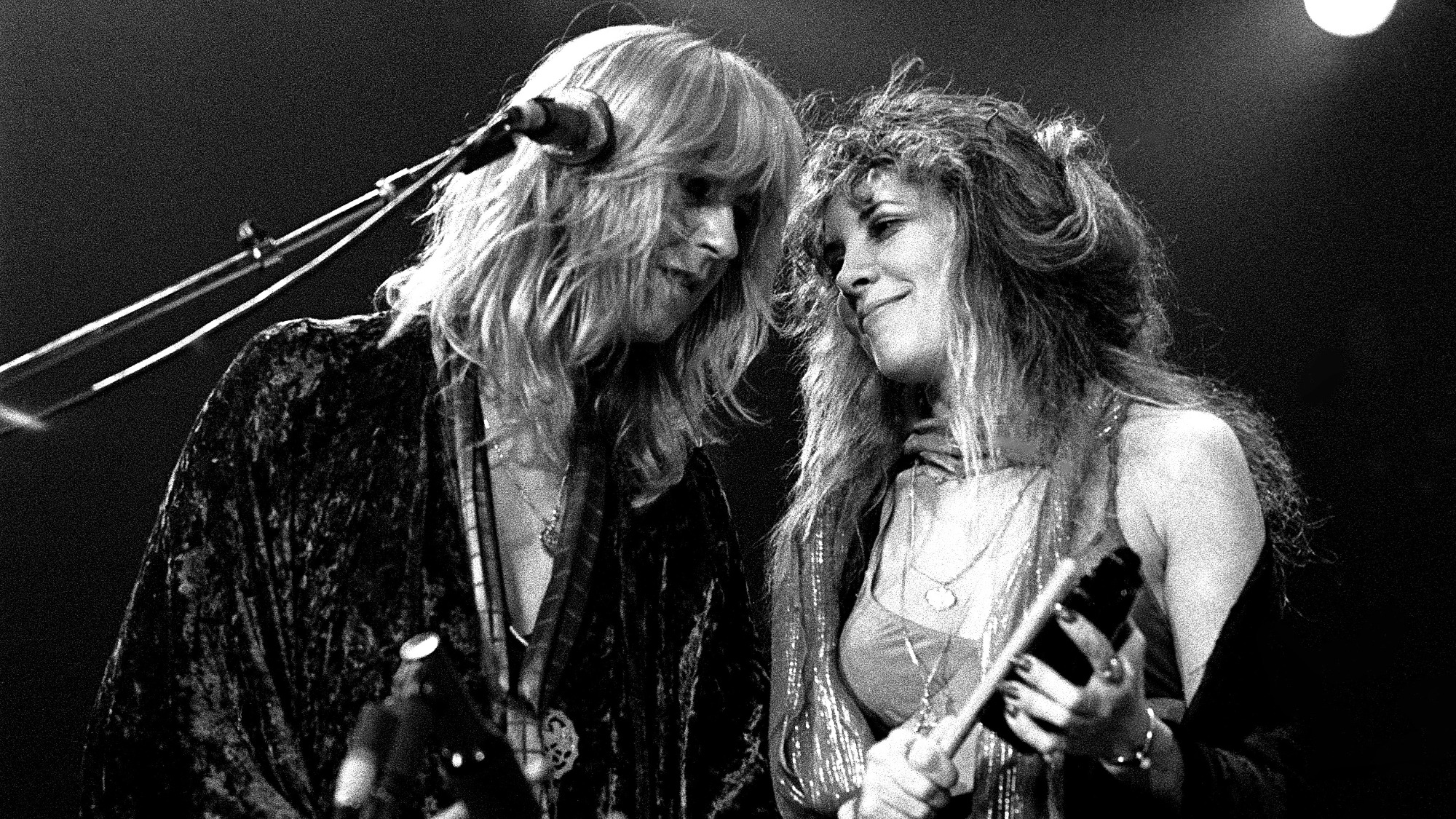 På denne dag i 1977 var Fleetwood Mac nr. 1 for den eneste gang med en sang, der blev en viral sensation årtier senere