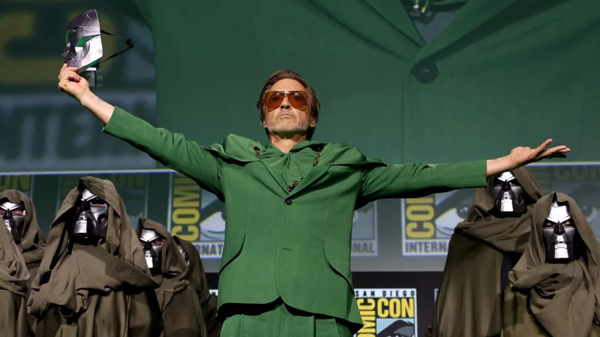 Robert Downey Jr. siger, at AVENGERS: DOOMSDAY skal tjene fans' tillid og respekt igen - GeekTyrant