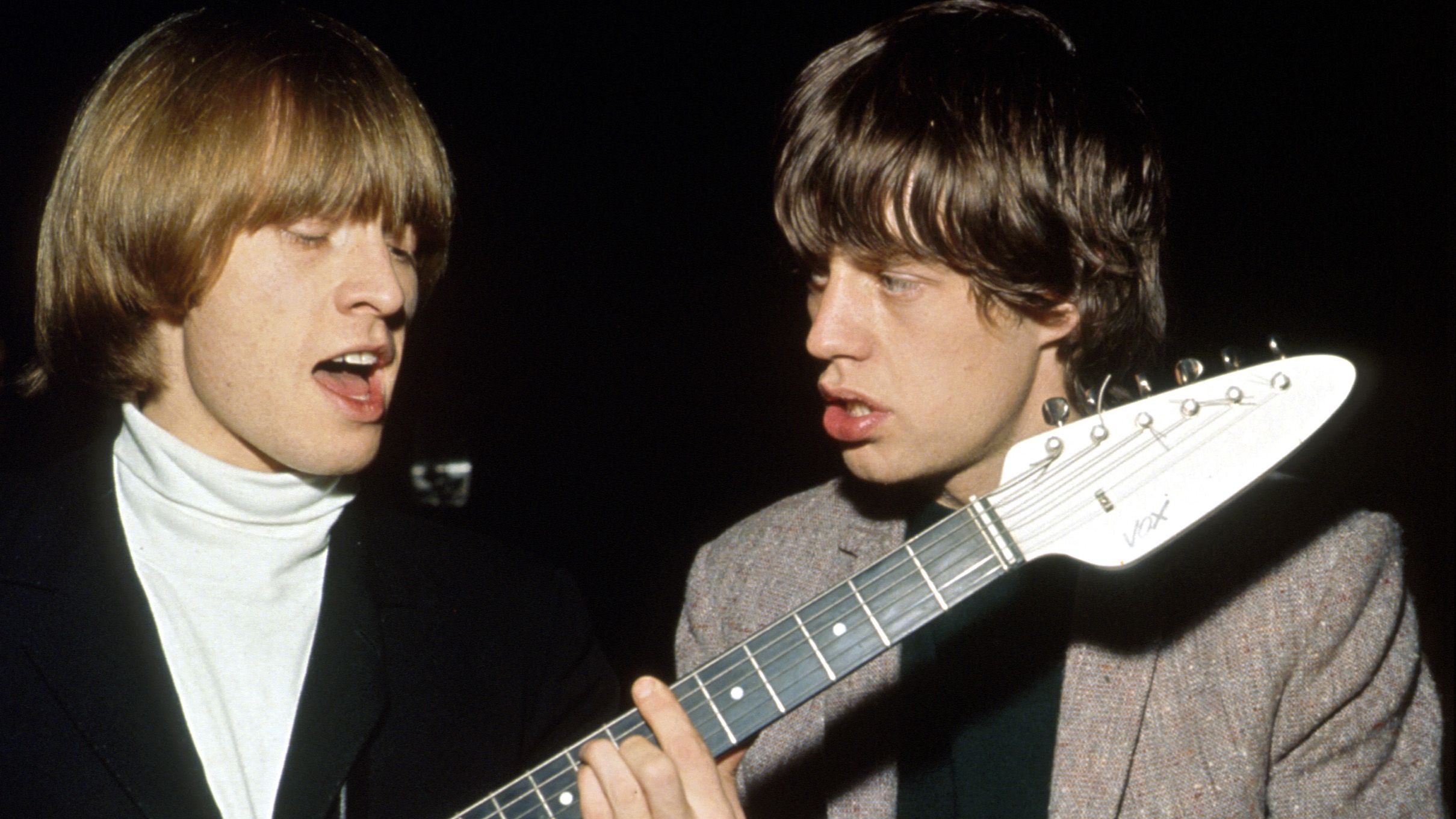 "Sikke en underlig sang. Underlige akkordsekvenser, underligt alt. Jeg kan ikke huske, hvad der foregik i mit hoved. For at det skal være din mest streamede sang... noget mærkeligt, synes du ikke?": Mick Jagger på The Rolling Stones' dødsløse klassiker